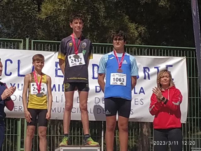 El Club Atletismo Alhama suma dieciocho medallas en el regiona Sub14 y Sub16, Foto 9