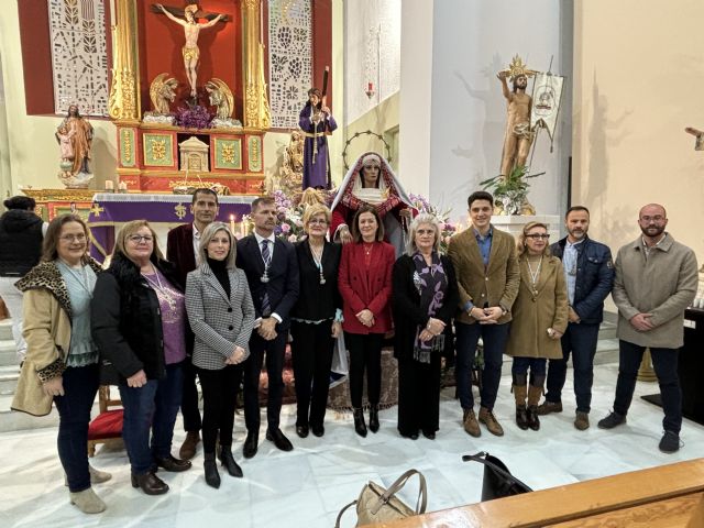 Los moraos celebran su tradicional besamanos a la Soledad - 1, Foto 1