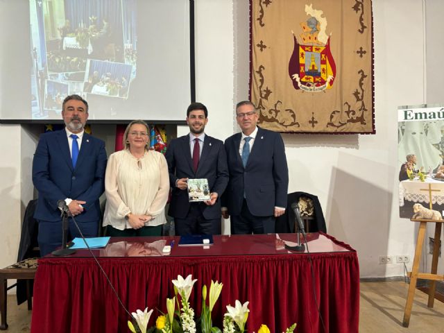 Los Discípulos de Emaús presentan su revista - 2, Foto 2