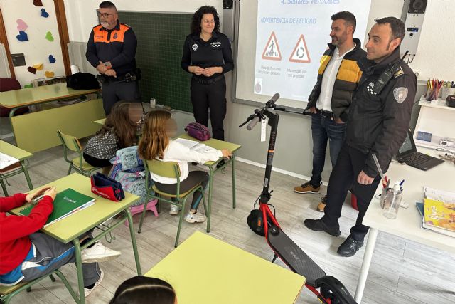 Un millar de escolares se conciencian sobre educación vial en una campaña con los patinetes como protagonistas - 1, Foto 1