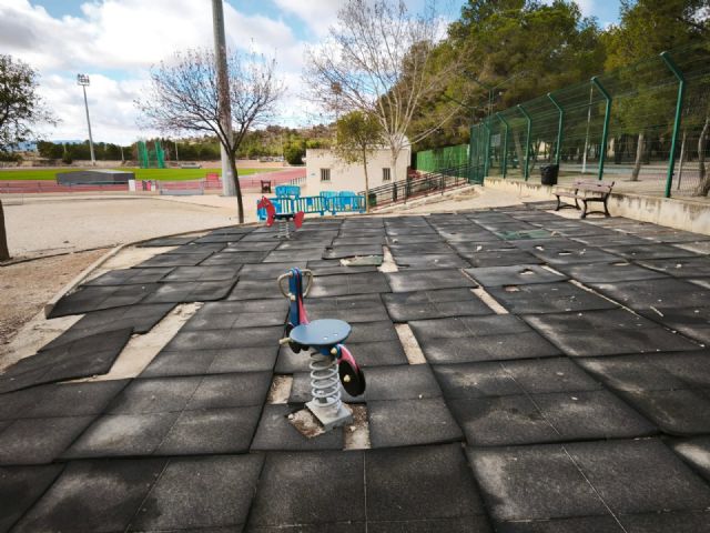 El psoe denuncia la falta de previsión y manteminiento en el complejo deportivo juan palao - 1, Foto 1