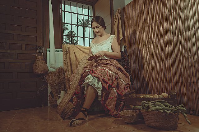 Raíces: Carmen Doorá y Jorge Kánovas capturan la esencia de Santomera en una serie fotográfica única - 1, Foto 1