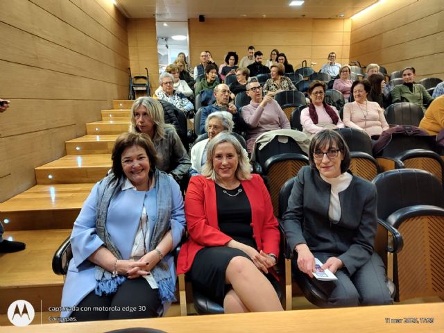 La Asociación de Amas de Casa de Cartagena entrega el premio DIA DE LA MUJER a tres mujeres que han destacado en el mundo de la arquitectura en Cartagena - 2, Foto 2