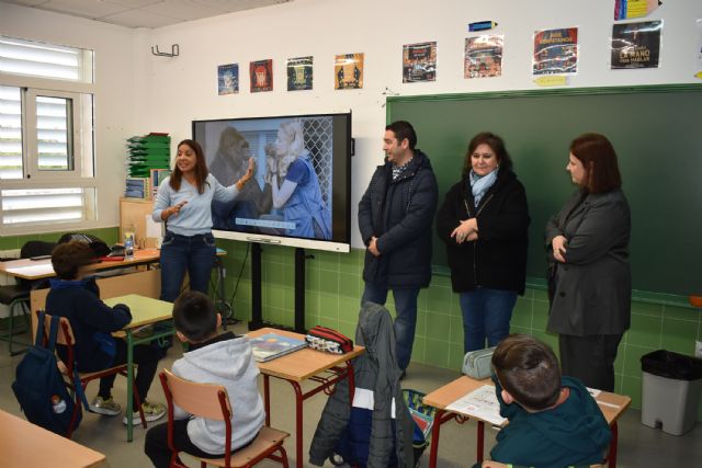 Los escolares torre&ntilde;os aprenden a protegerse y reforzar su autoestima - 2, Foto 2
