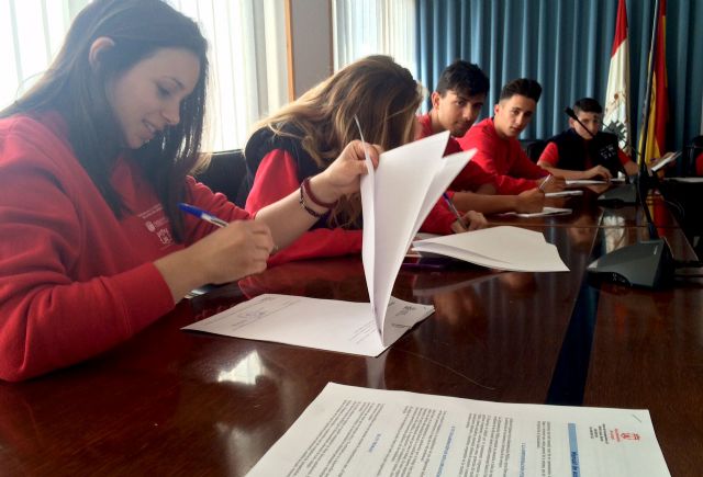 15 jóvenes en formación 'fichan' por el Ayuntamiento de Lorquí - 2, Foto 2