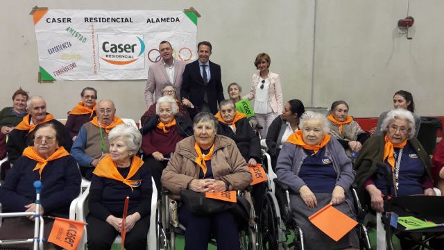 El Pabellón de las Alamedas acoge el V Encuentro Intercentros de Atletas Seniors con la asistencia de 200 mayores de centros de día y residencias del municipio - 1, Foto 1