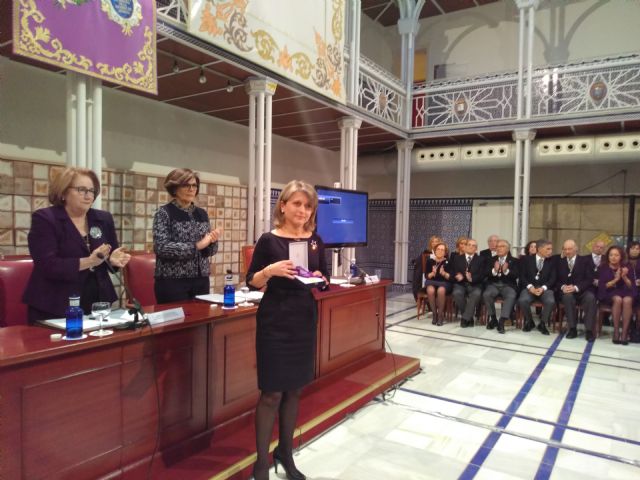 La UCAM recibe la Medalla de Oro de la Academia de Farmacia Santa María de España - 1, Foto 1