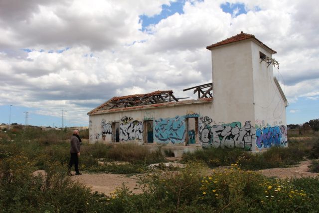 Cs denuncia que no se ha vallado ni demolido la antigua depuradora de Barrio Peral para evitar daños y accidentes - 1, Foto 1