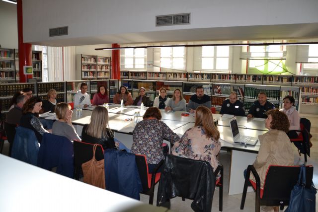 Reunión para la elaboración del Plan Comarcal de Prevención de Drogodependencias y Adicciones de la Mancomunidad de Servicios del Noroeste - 2, Foto 2
