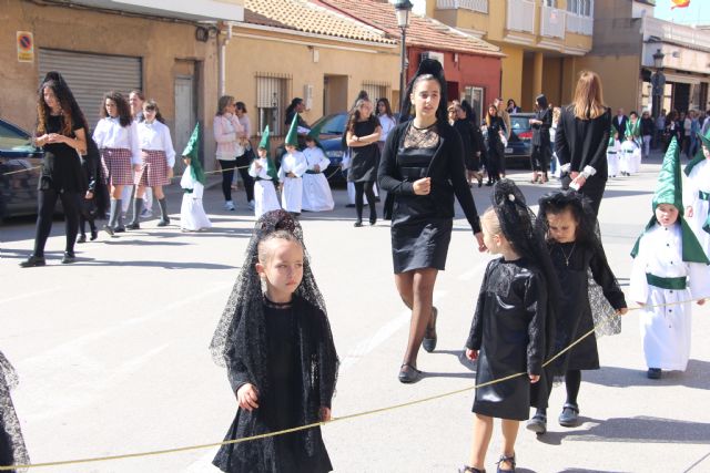 Los niños del San Pedro Apóstol inician la Semana Santa con el traslado de San Juan Evangelista - 3, Foto 3