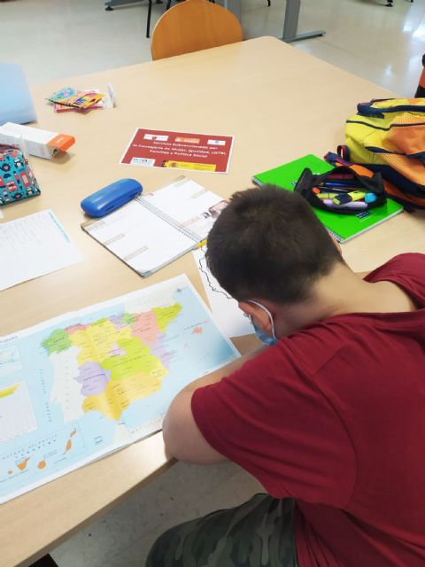 El programa de intervención social con población gitana se centra en reducir los efectos socio-educativos de la pandemia - 3, Foto 3