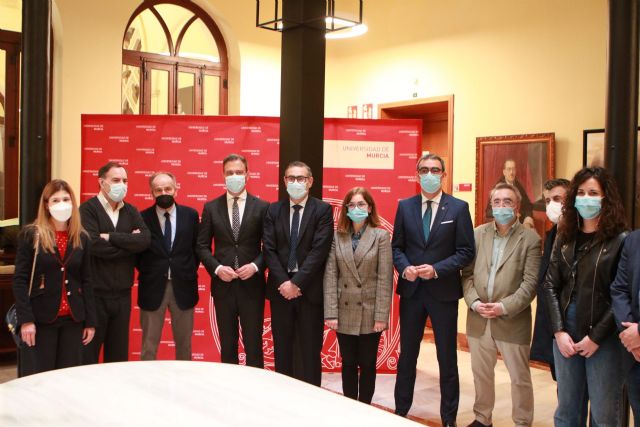 La nueva Cátedra de Políticas Públicas ayudará a conocer la realidad social, económica y cultural de la Región - 2, Foto 2