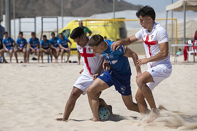El Complejo Deportivo acogió el triangular clasificatorio de fútbol playa para la Copa RFEF, Foto 2