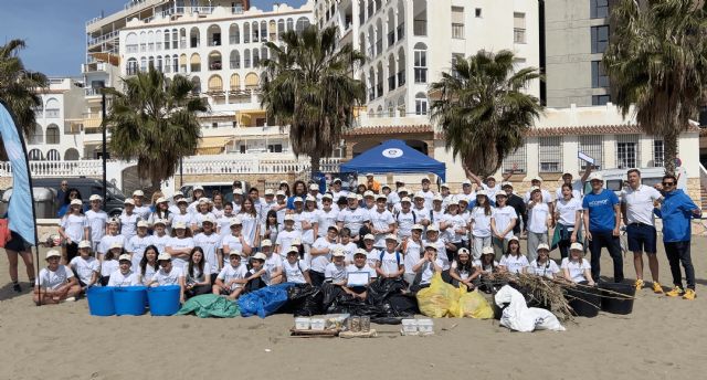 Fundación Ecomar y RH Privé recogen 103,5 kilogramos de residuos en la Costa del Sol - 2, Foto 2