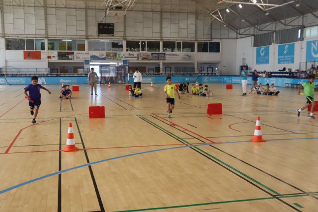 Los escolares pinatarenses participan en las jornadas “Jugando al atletismo” - 1, Foto 1