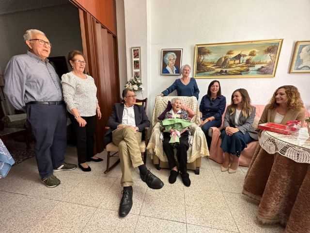 La 'abuela de Espinardo', la mujer más longeva de Murcia, cumple 109 años - 2, Foto 2