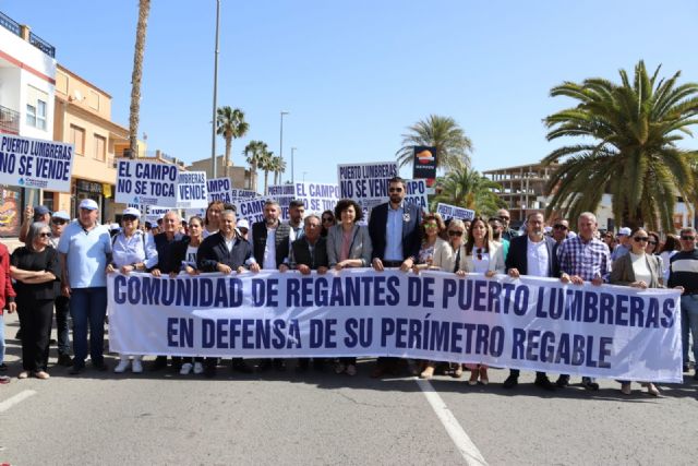 Puerto Lumbreras se manifiesta en contra de la instalación de una macro planta fotovoltaica en superficie de regadío - 1, Foto 1