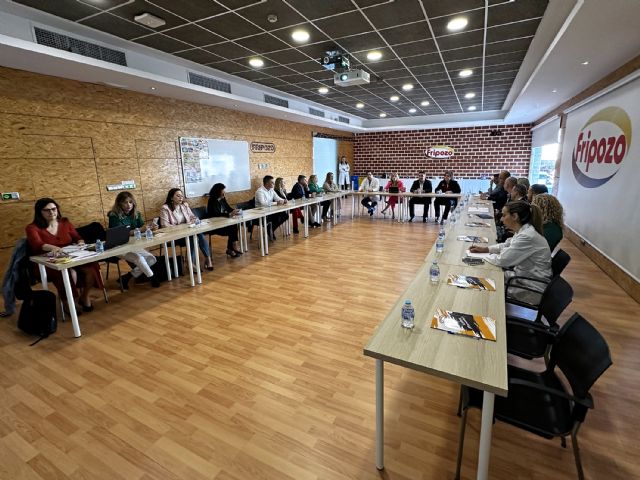 El Ayuntamiento colaborará con el SEF para ofrecer trabajadores con formación a la carta de la industria local - 1, Foto 1