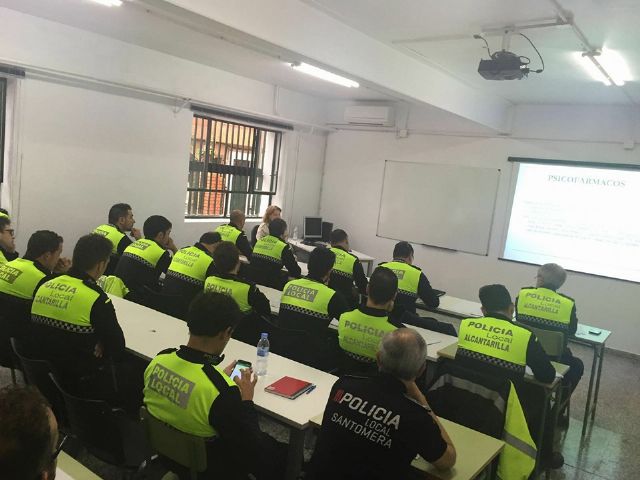Agentes de la Policía Local han recibido formación específica en el uso y manejo del drogo test - 1, Foto 1
