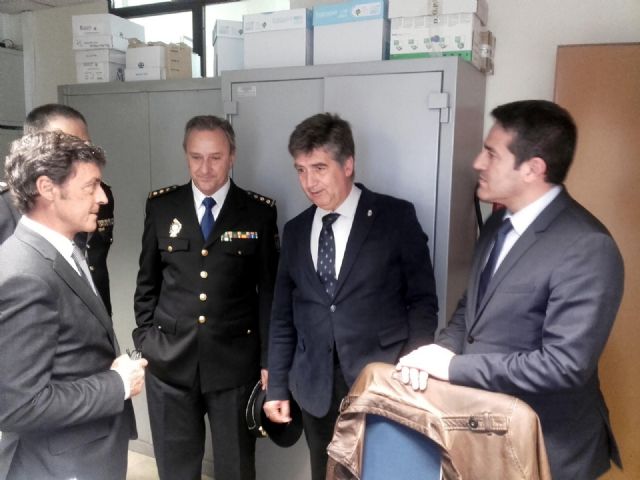 El Director General de la Policía, Ignacio Cosidó, visitó la Comisaría de Alcantarilla - 3, Foto 3