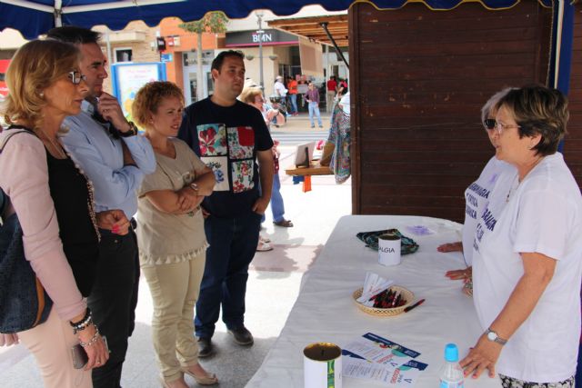 La asoción Asenfinfa conmemora el Día Internacional de la Fibromialgia - 1, Foto 1