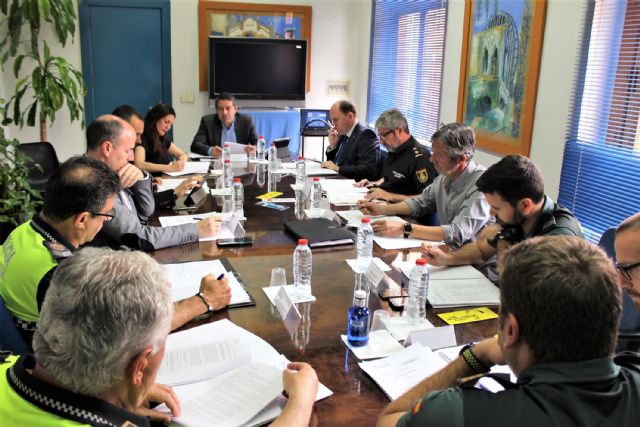 La Junta Local de Seguridad se reunió en Alcantarilla para tratar temas relacionados con el municipio, en estos momentos especialmente de Fiestas de Mayo - 1, Foto 1
