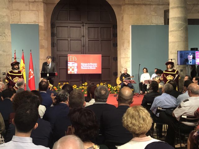 José Ballesta: Nuestra brillante historia nos ha conformado una identidad de la que los murcianos nos sentimos orgullosos - 1, Foto 1