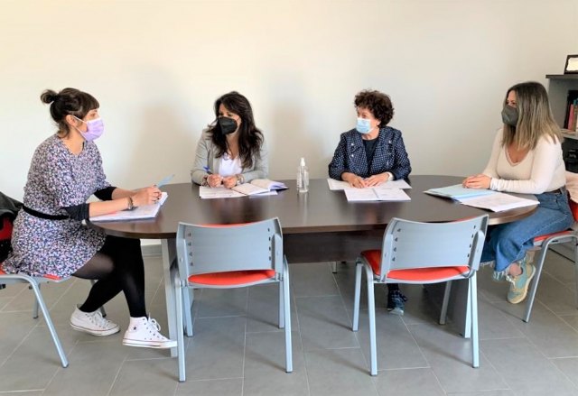 Todas diferentes, todas familias - 1, Foto 1