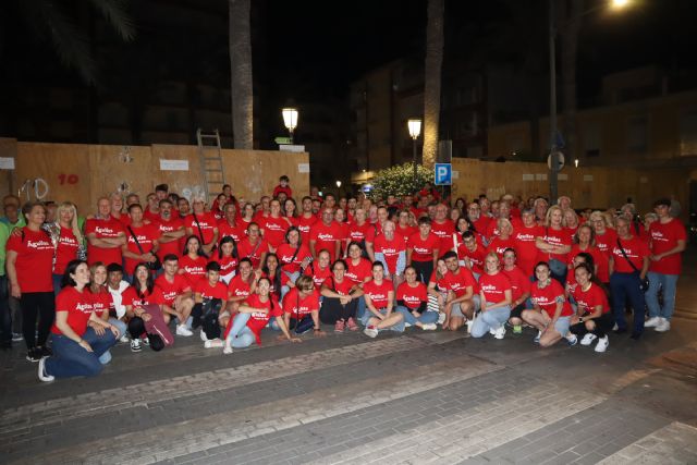 Una multitudinaria marea roja respalda a Moreno en el arranque de la campaña electoral - 1, Foto 1