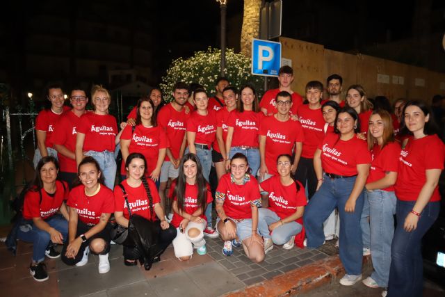 Una multitudinaria marea roja respalda a Moreno en el arranque de la campaña electoral - 2, Foto 2