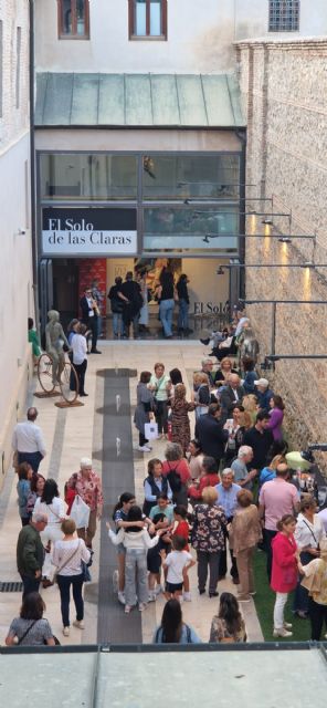 'Siempre bolsos y tacones a juego', del pintor Antonio Ovejero, obra invitada del III ciclo 'El Solo de Las Claras' - 3, Foto 3