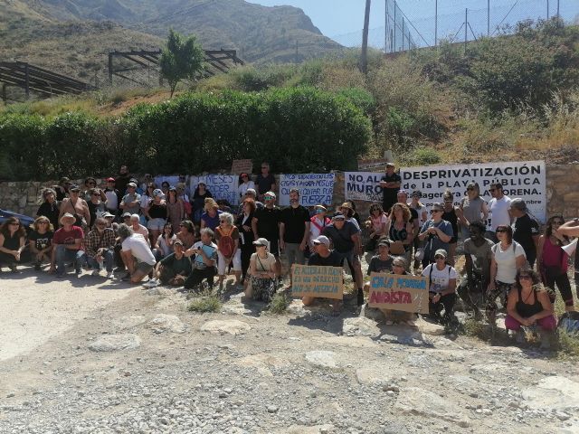 Izquierda Unida registra en el Congreso preguntas al Gobierno por la expropiación y bloqueo del acceso público a Cala Morena - 1, Foto 1