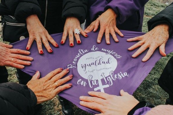 La Revuelta de Mujeres en la Iglesia reclama a León XIV que avance hacia la plena igualdad - 4, Foto 4