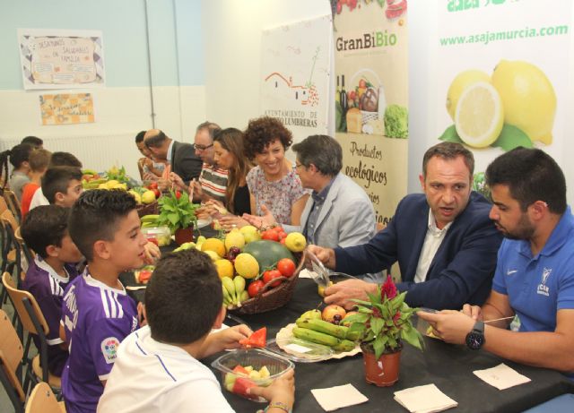 Fomentan el consumo de frutas y verduras entre los escolares en Puerto Lumbreras - 1, Foto 1