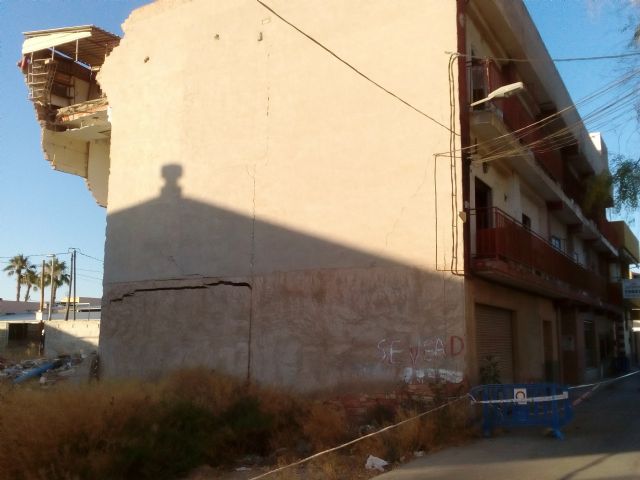Ahora Murcia alerta del peligro que supone el edificio de la carretera de santa catalina semiderruido tras las lluvias de diciembre - 1, Foto 1