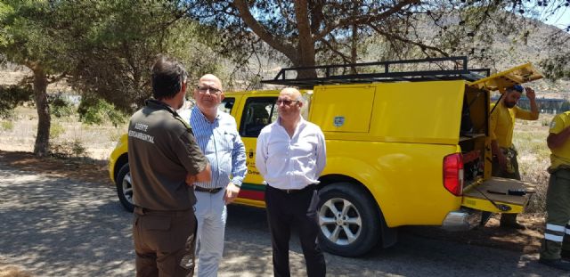 Diputados y concejales de Ciudadanos se desplazan hasta el Valle de Escombreras tras la avería en la refinería de Repsol - 3, Foto 3