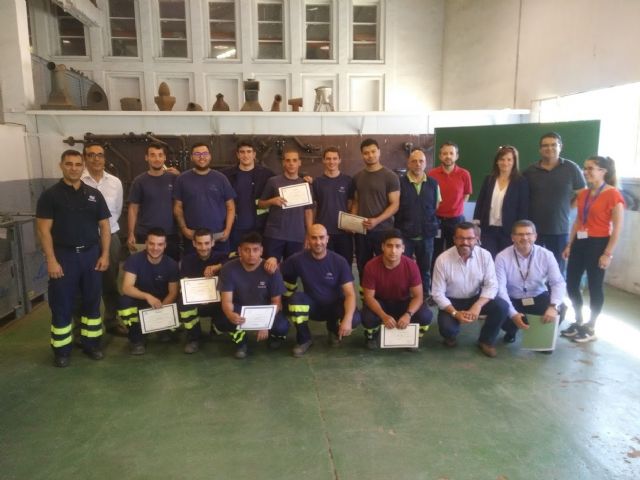 NAVANTIA entrega sus diplomas a la tercera promoción de la Escuela de Soldadura - 1, Foto 1