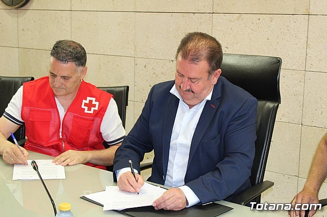 City Council and Spanish Red Cross subscribe a collaboration agreement, Foto 6
