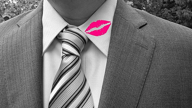 Un estudio concluye que el abandono de cumplidos y frases cariñosas marca el inicio de los problemas conyugales, que acaban desembocando en infidelidad - 1, Foto 1