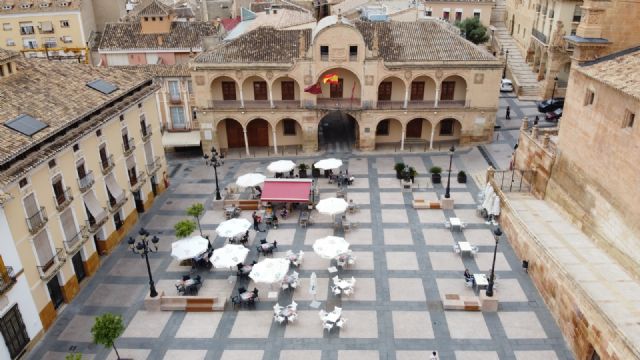 Se permitirá ampliar el horario de cierre de las terrazas de los establecimientos hosteleros una hora más - 1, Foto 1