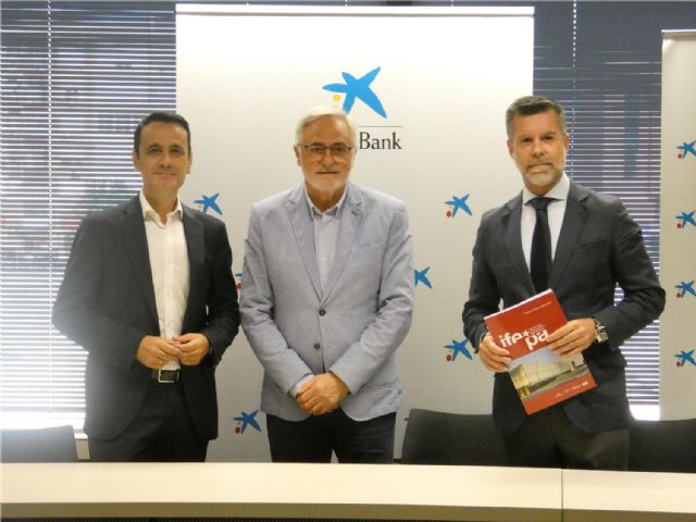 CaixaBank e IFEPA firman un nuevo convenio de colaboración para tener presencia en el Palacio de Ferias y Exposiciones de la Región de Murcia - 1, Foto 1
