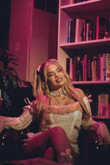 “Nunca pensé” de GeezLy, explora el deseo no correspondido y las conexiones inesperadas - 1, Foto 1