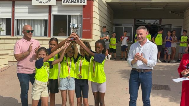 El Ayuntamiento de Murcia reconoce a los escolares del CEIP Virgen de Guadalupe por su destacada participación en el Deporte en Edad Escolar - 3, Foto 3