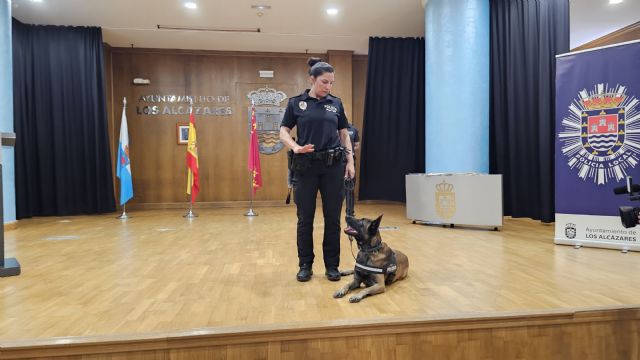 Los Alcázares reactiva la Unidad Canina con Ray y la agente Jennifer García al frente - 1, Foto 1