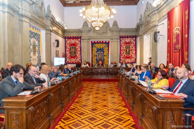 Los grupos PP, VOX y PSOE no apoyan la iniciativa de MC instando a un cambio en el modelo territorial de la Región - 1, Foto 1
