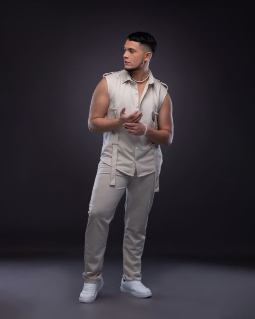 Johandy presenta “Pasan Las Horas” junto a DerekVinci - 2, Foto 2