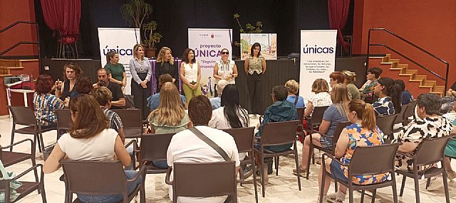 Mujeres con discapacidad de la comarca del Mar Menor inauguran los talleres de la 5º edición del proyecto regional Únicas - 1, Foto 1