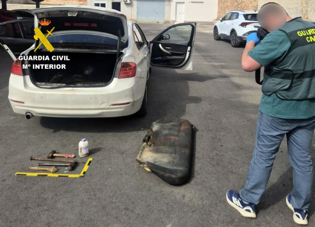 La Guardia Civil desmantela un grupo criminal dedicado a la comisión de delitos contra el patrimonio - 2, Foto 2