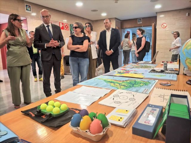 Educación renueva un convenio con la ONCE para la atención de 300 alumnos con discapacidad visual - 2, Foto 2