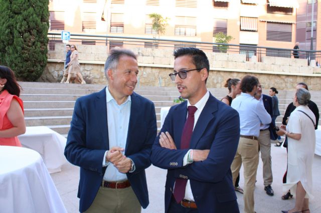 El alcalde anima a los jóvenes empresarios a seguir trabajando juntos para consolidar los mejores datos de Economía - 3, Foto 3